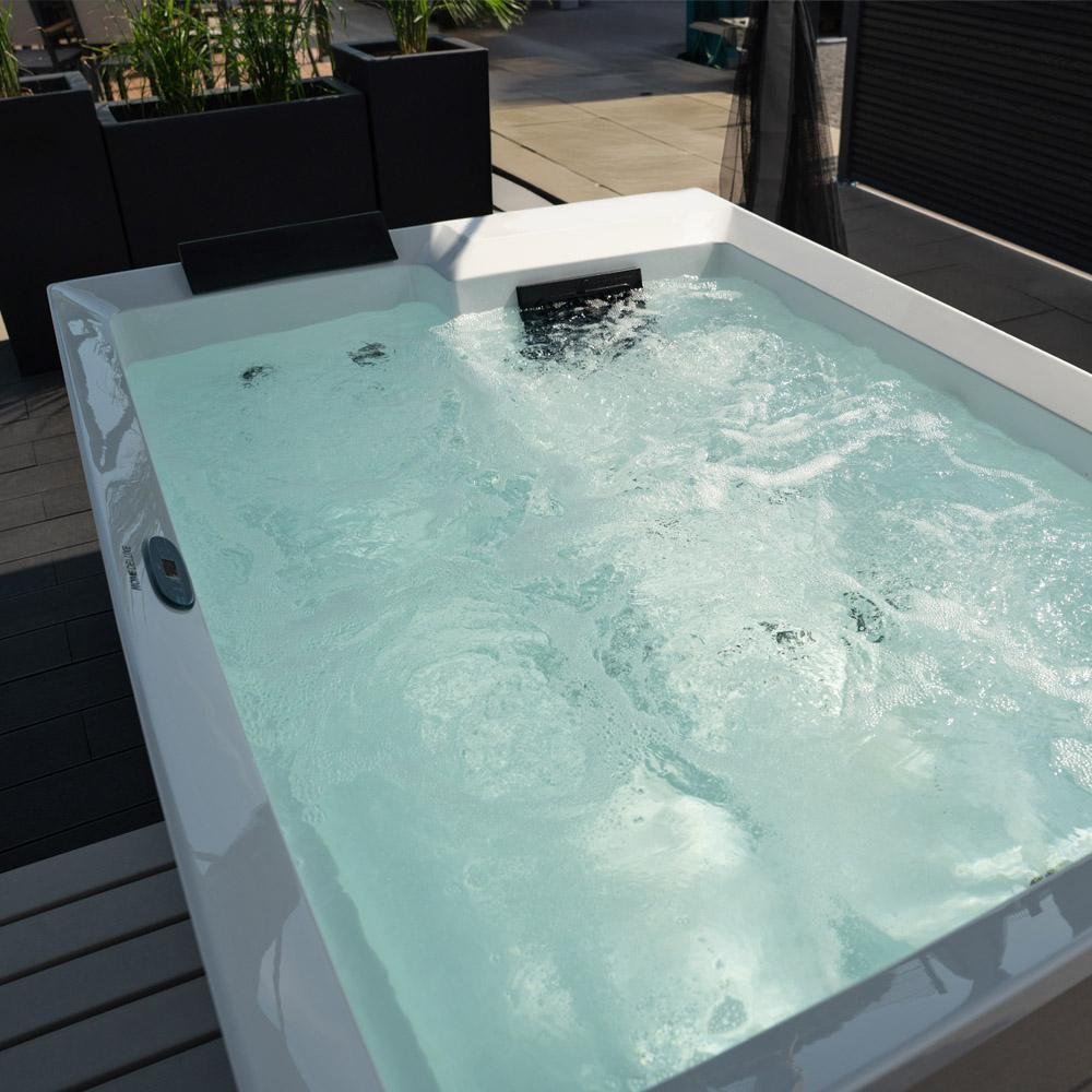 m 1.jpg m 1.jpg